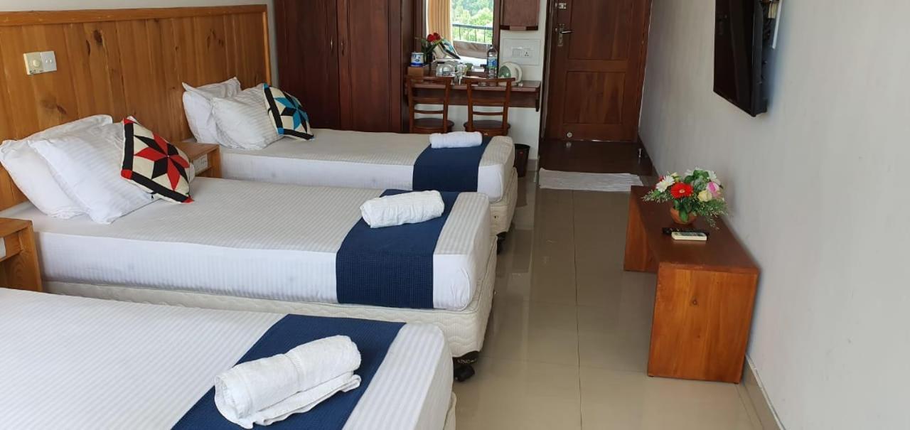 Sky View Grand Hotel Kandy Buitenkant foto