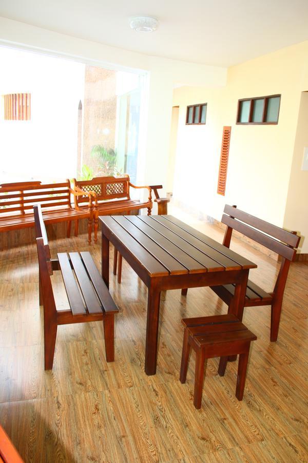 Sky View Grand Hotel Kandy Buitenkant foto
