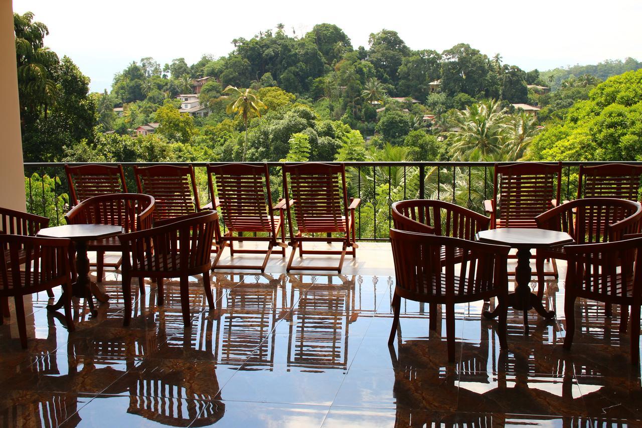 Sky View Grand Hotel Kandy Buitenkant foto