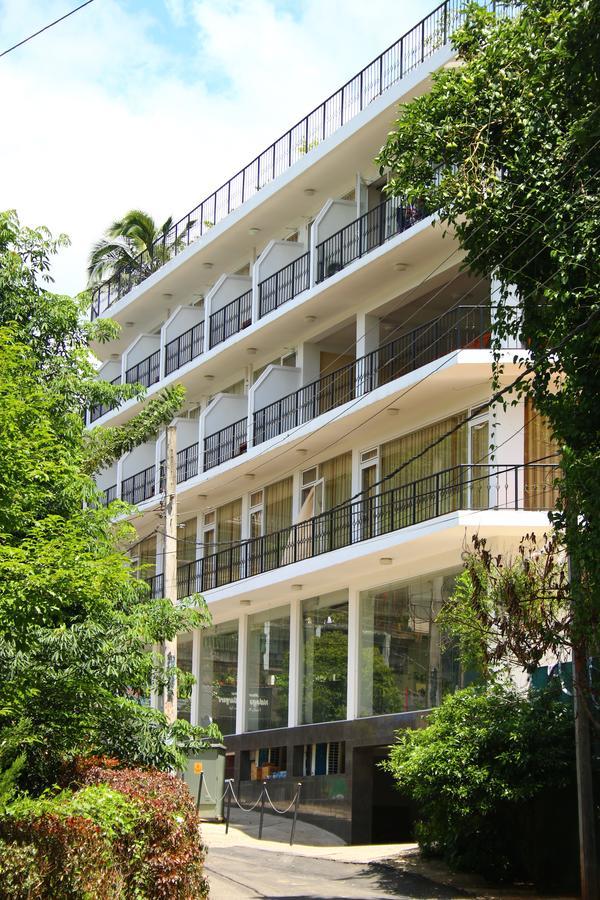 Sky View Grand Hotel Kandy Buitenkant foto