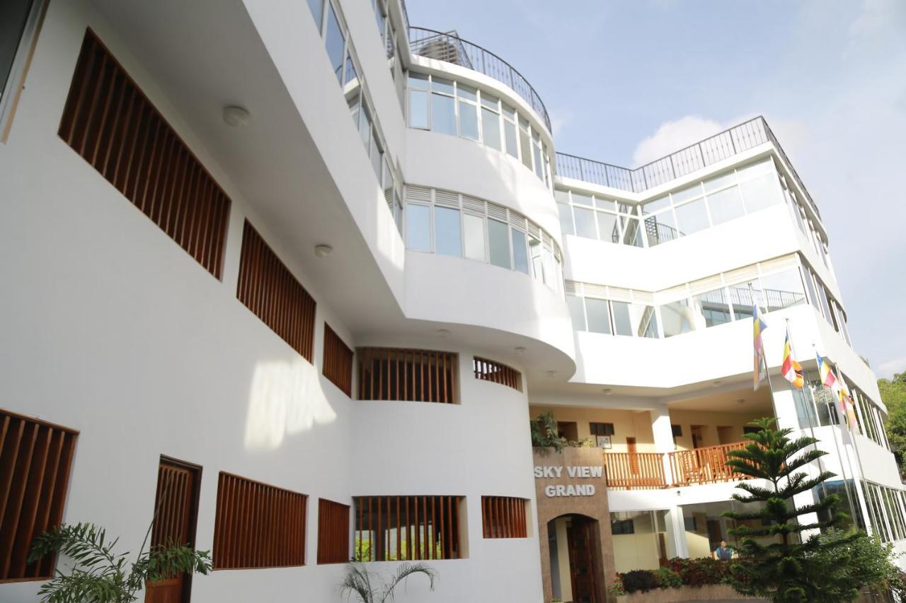 Sky View Grand Hotel Kandy Buitenkant foto